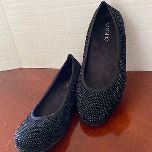 Womens Vionic dressy flats